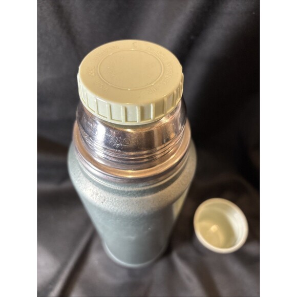 VTG Aladdin Stanley Thermos A-944C Quart No. 100 Cup No. 11 Stopper Green Steel - Picture 4 of 15